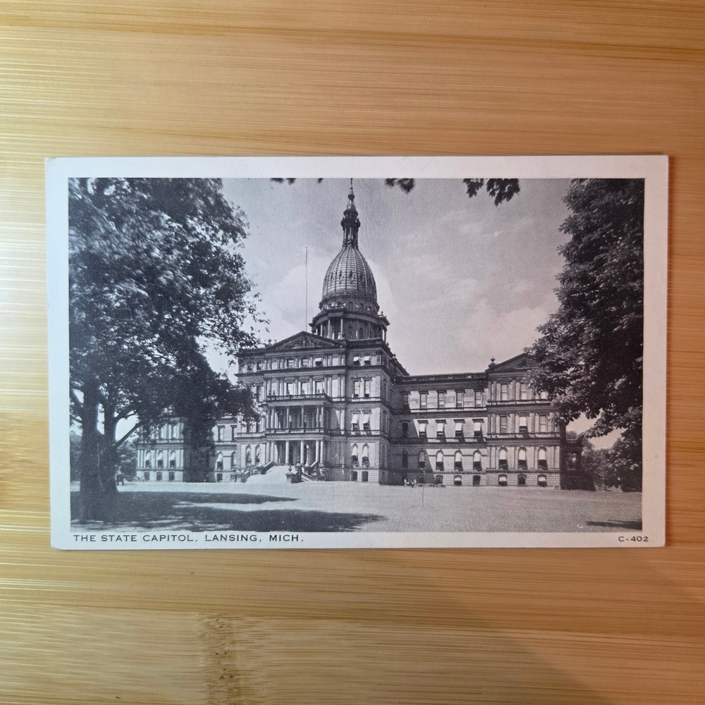 Vintage Michigan State Capitol Lansing Postcard Clear View C 402